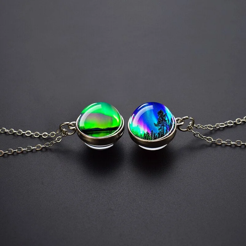 Sun pendant necklaces-Aurora Polar Lights Ball Necklace