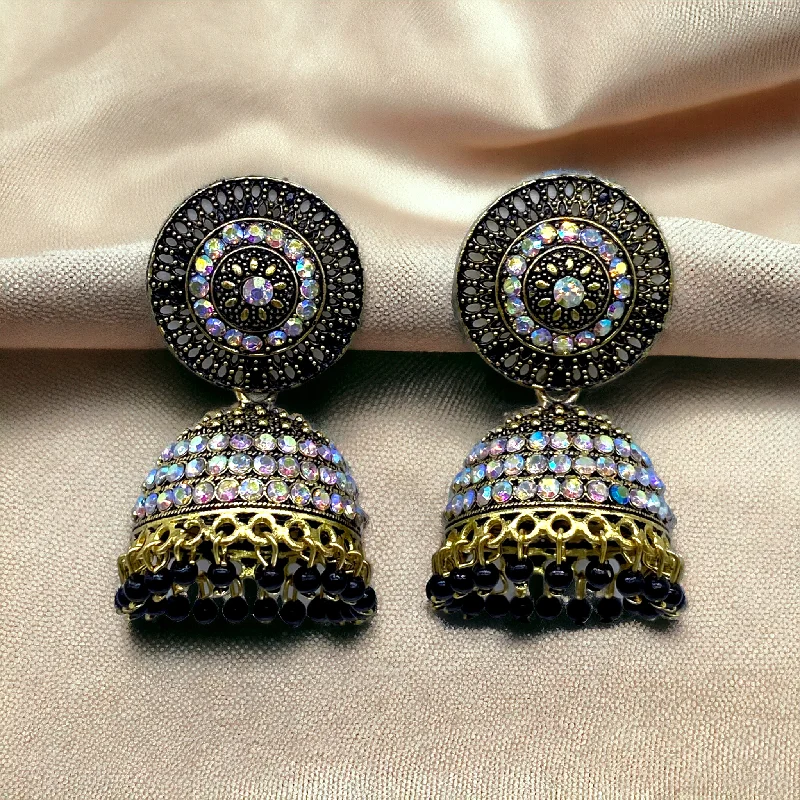 Fluid shape rings-Stone studded Zumkha Earring