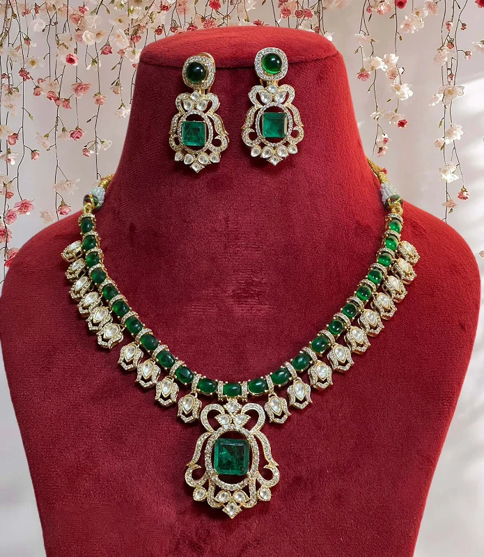 Simple stud earrings-Exquisite Emerald Necklace Matching Earrings Jewelry Set, Indian Emerald Polki Jewelry Set, Indian Wedding Necklace Set, Indian Bridal Set, Pakistani Polki Necklace Set