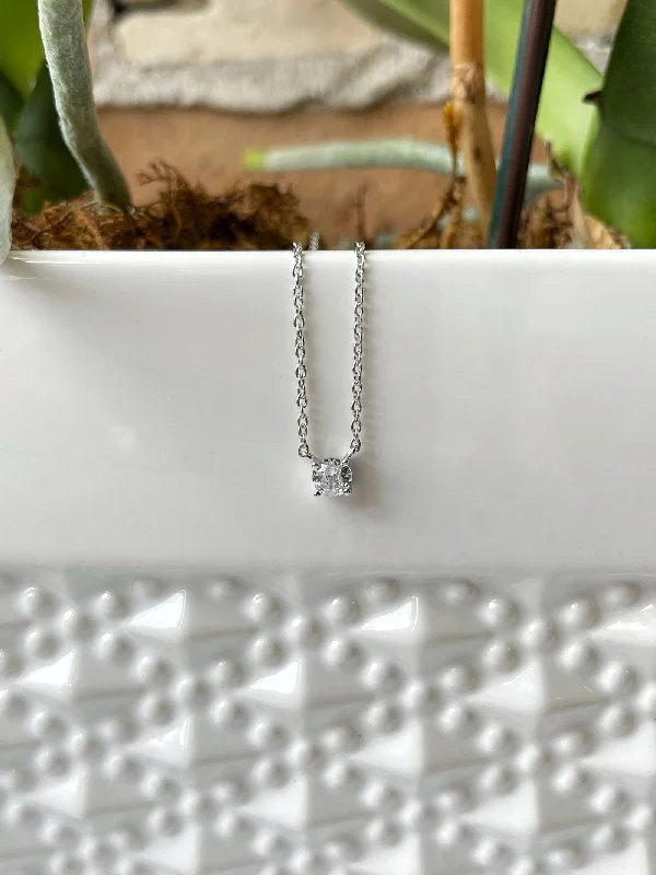 Frosted bead necklaces-Cubic Zirconia Solitaire Necklace