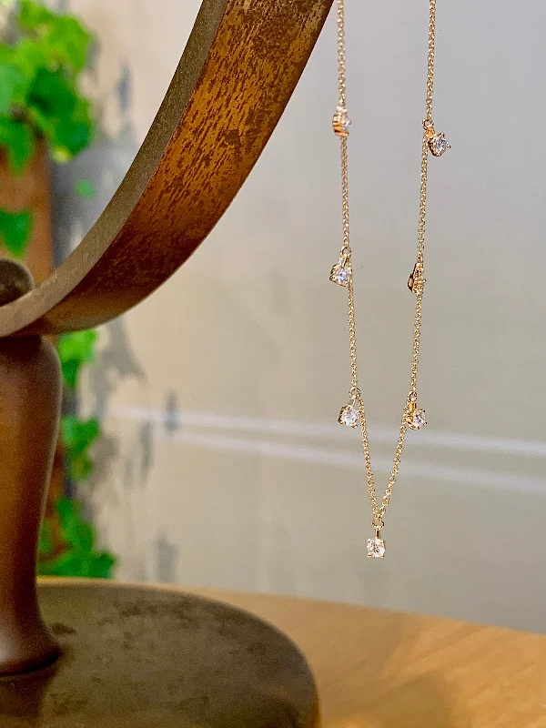 Spring clasp necklaces-Scatter Diamond Necklace